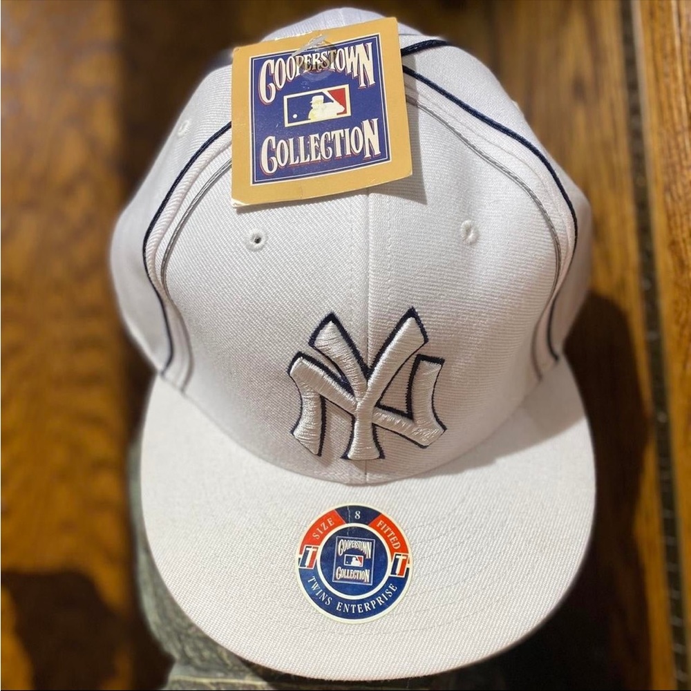 Vintage New York Yankees cooperstown collection fitted hat by Twins enterprise